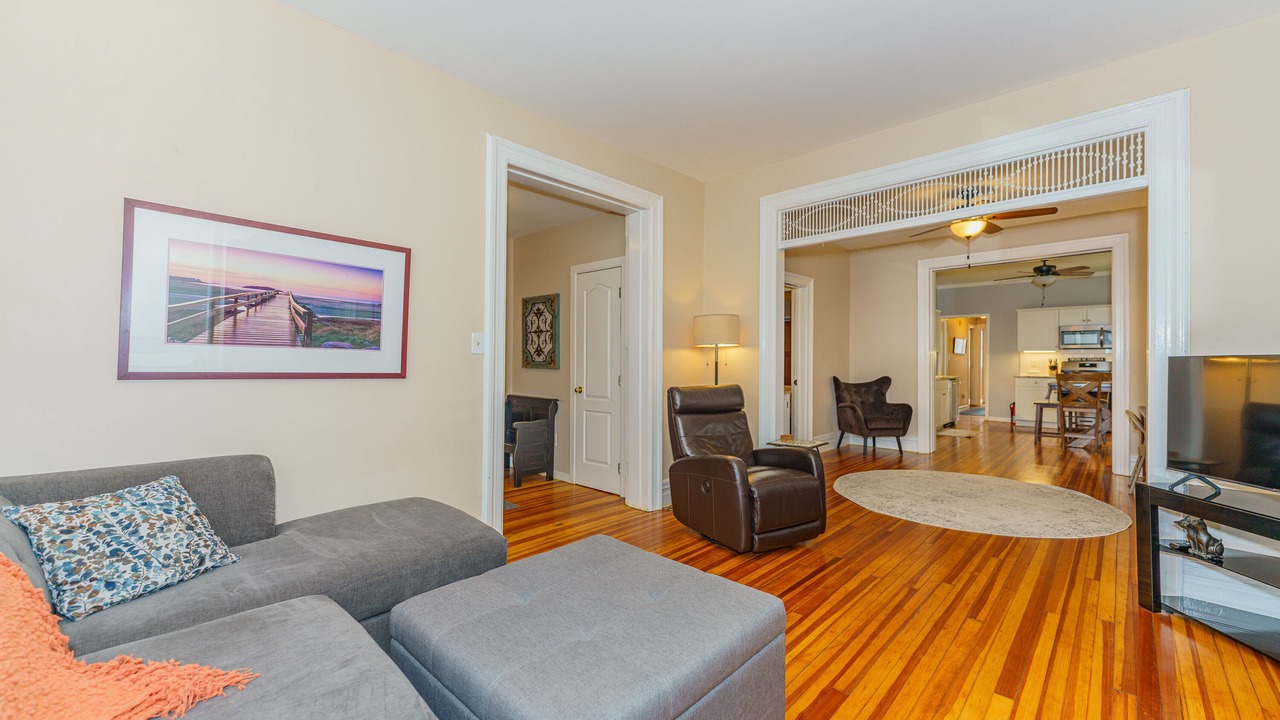 Photo of Livingroom in Albany