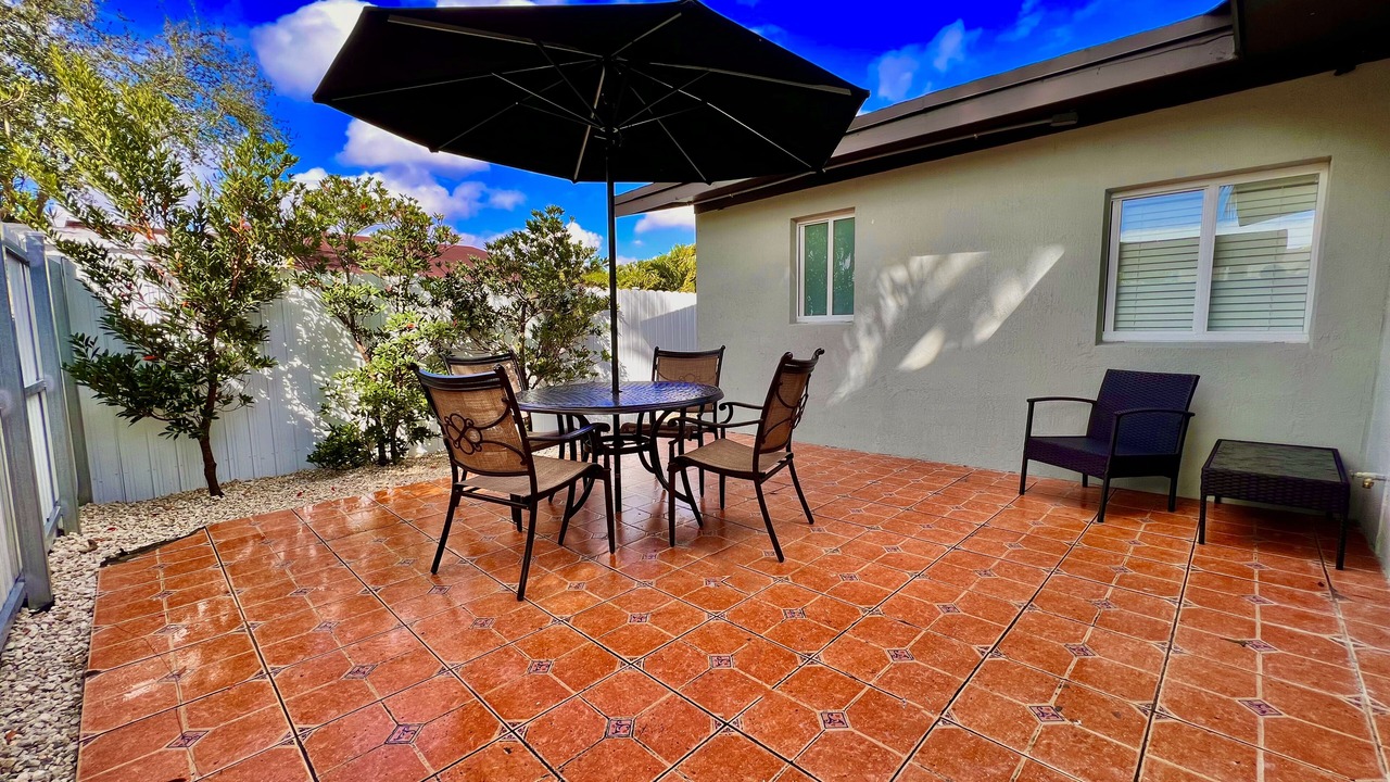 Photo of Outdoor in West Little Havana