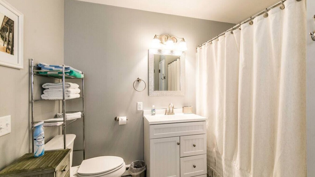 Photo of Bathroom in Verona Beach