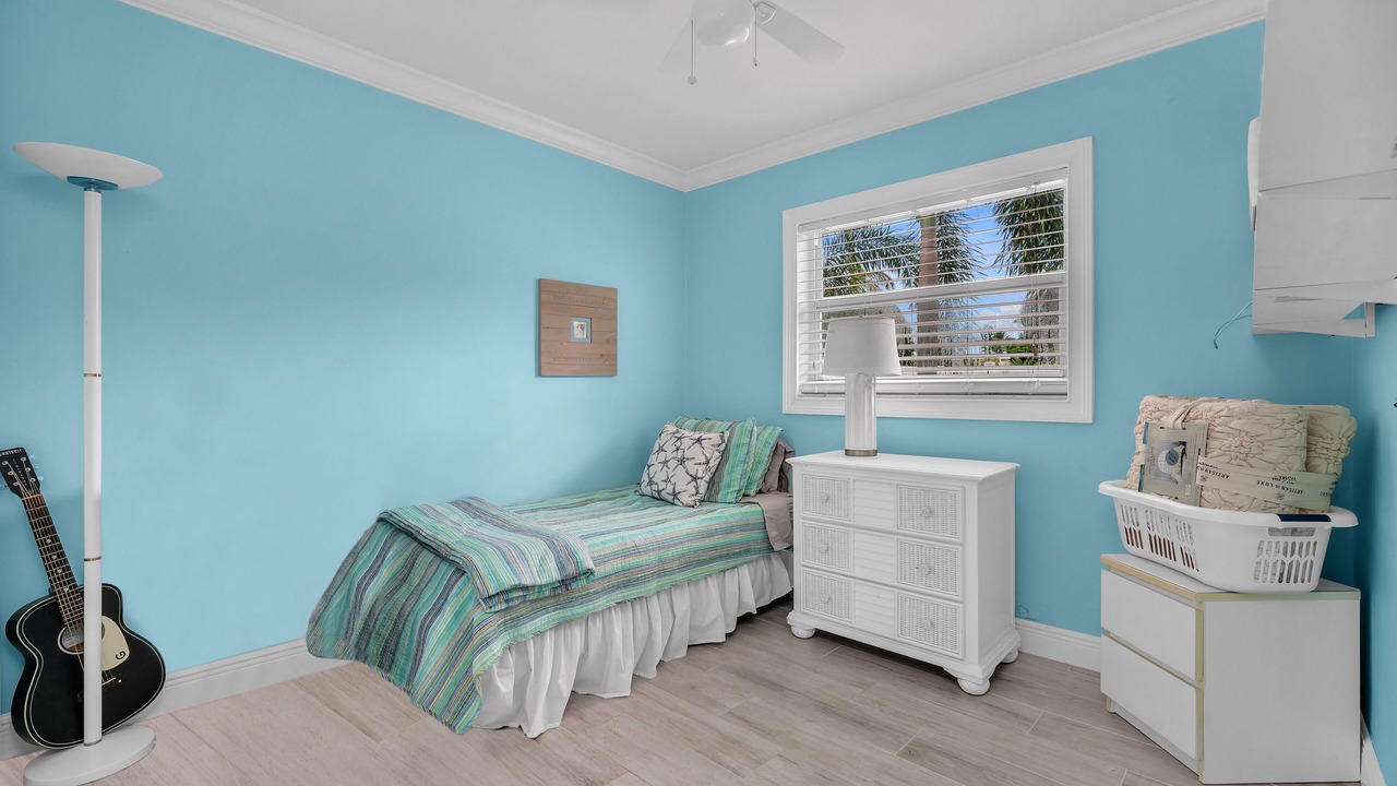 Photo of Bedroom in Lake Ida Shores