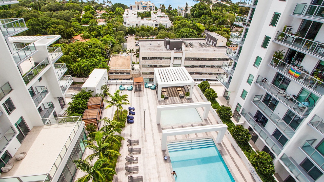 Photo of Patio Balcony in Northeast Miami