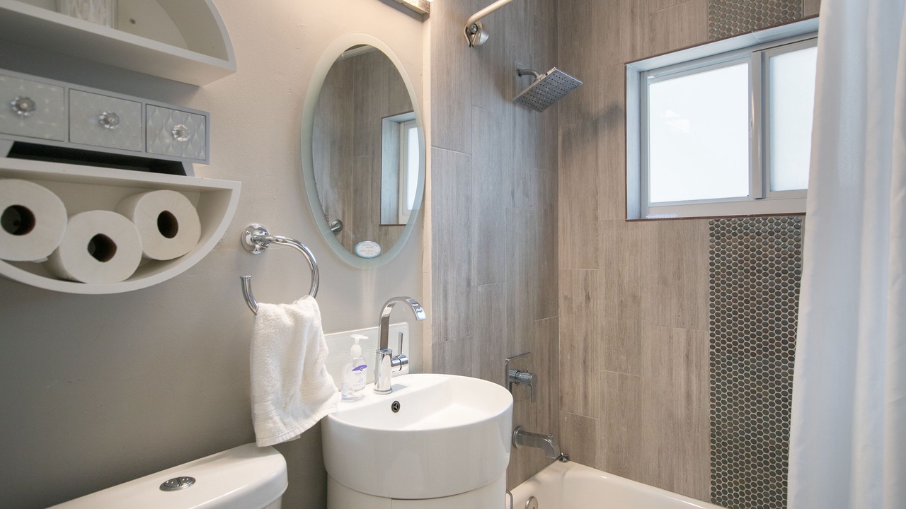 Photo of Bathroom in North Miami Beach