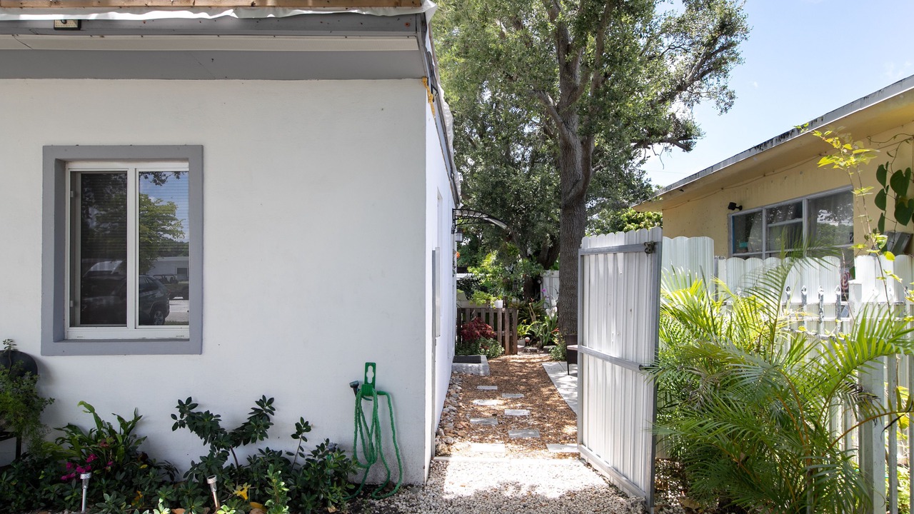 Photo of Outdoor in North Miami Beach
