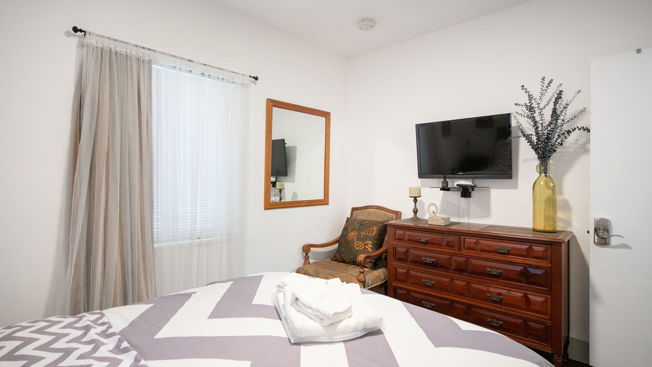 Photo of Bedroom in North Miami Beach