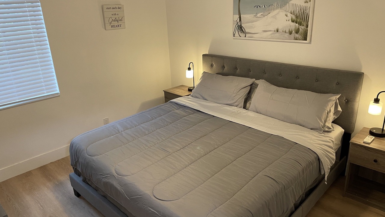 Photo of Bedroom in Hollywood