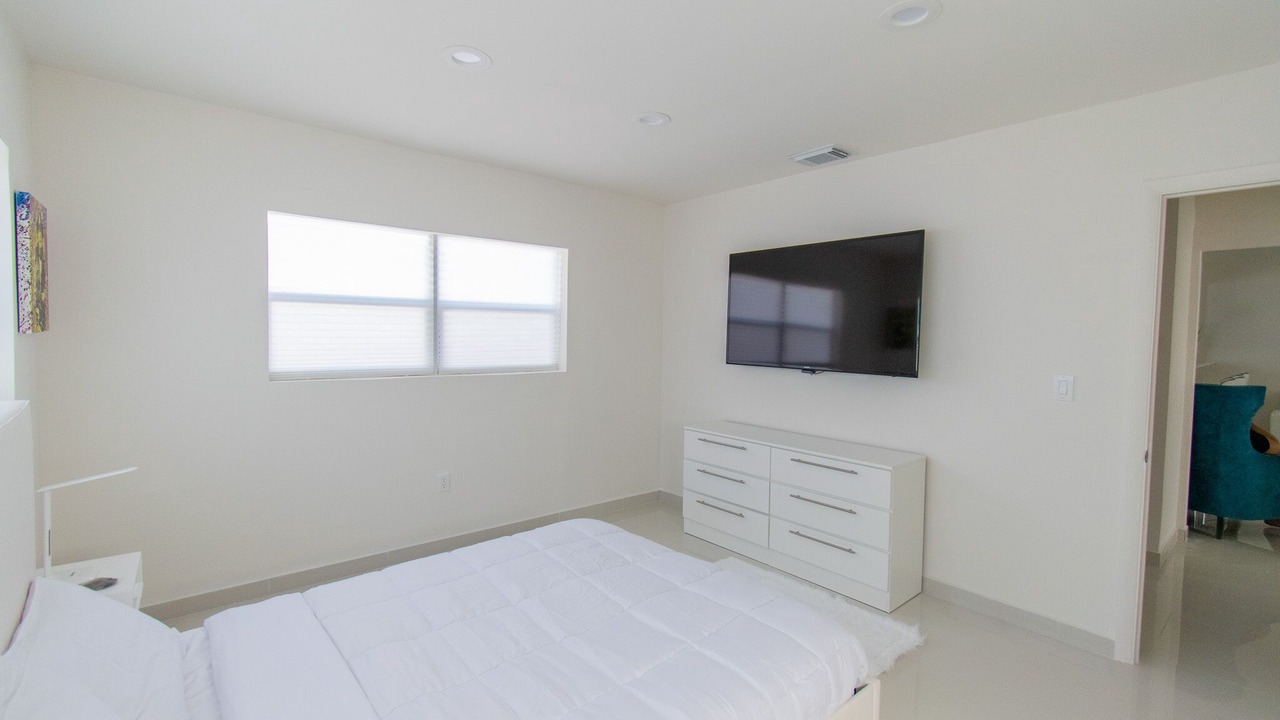 Photo of Bedroom in Royal Poinciana