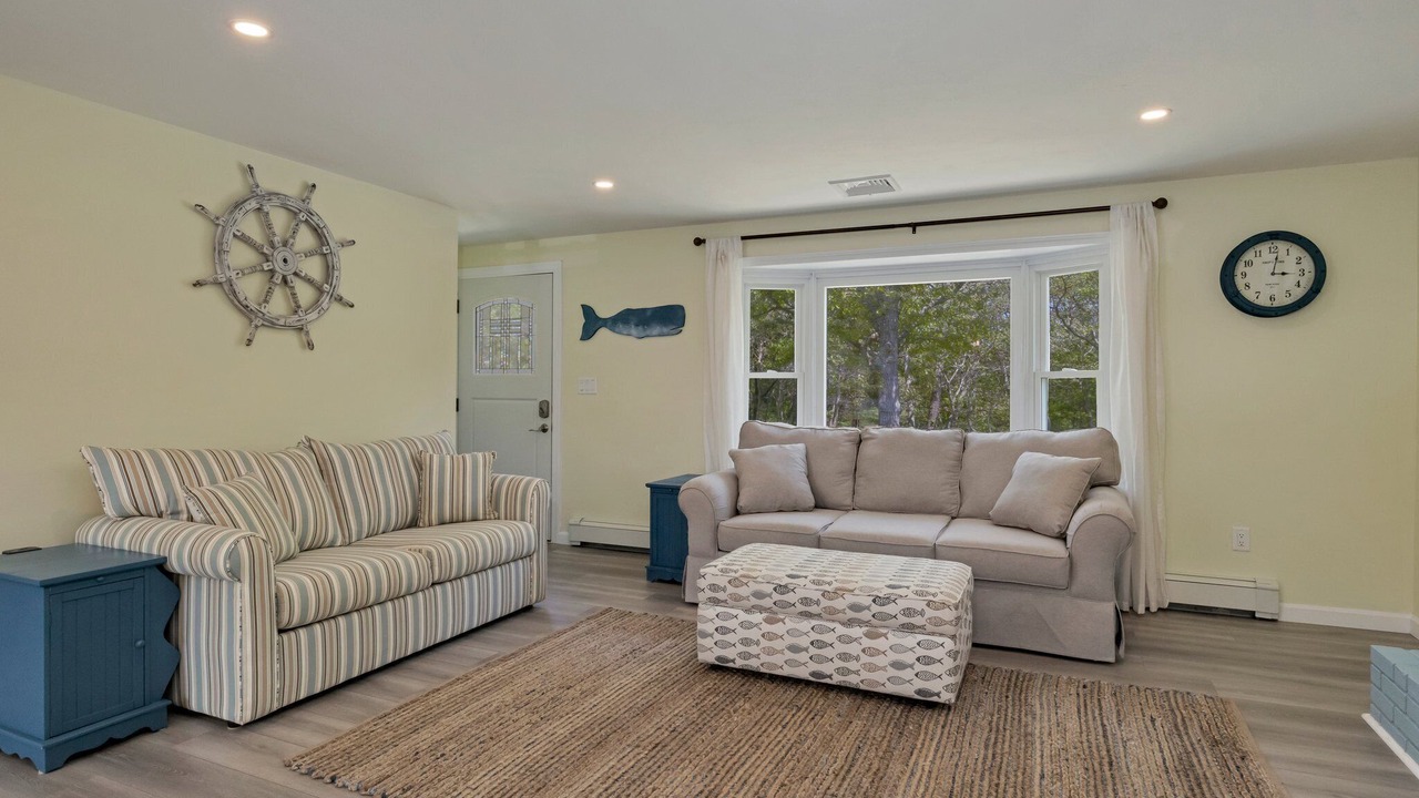 Photo of Livingroom in South Chatham