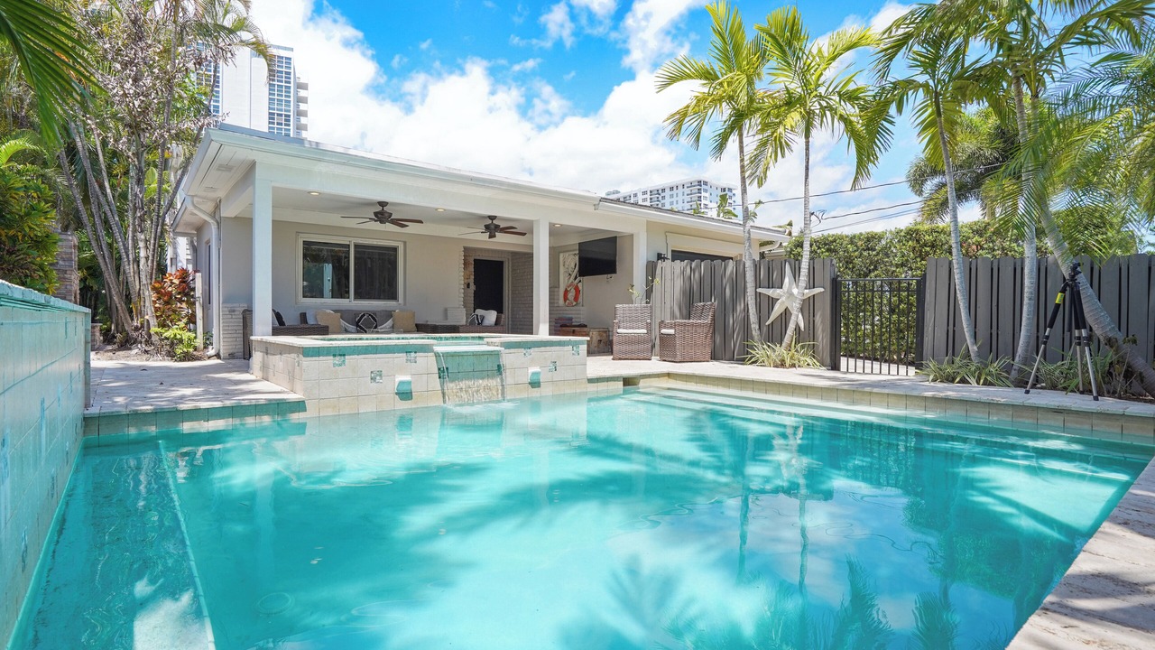 Photo of Outdoor in Lauderdale Beach