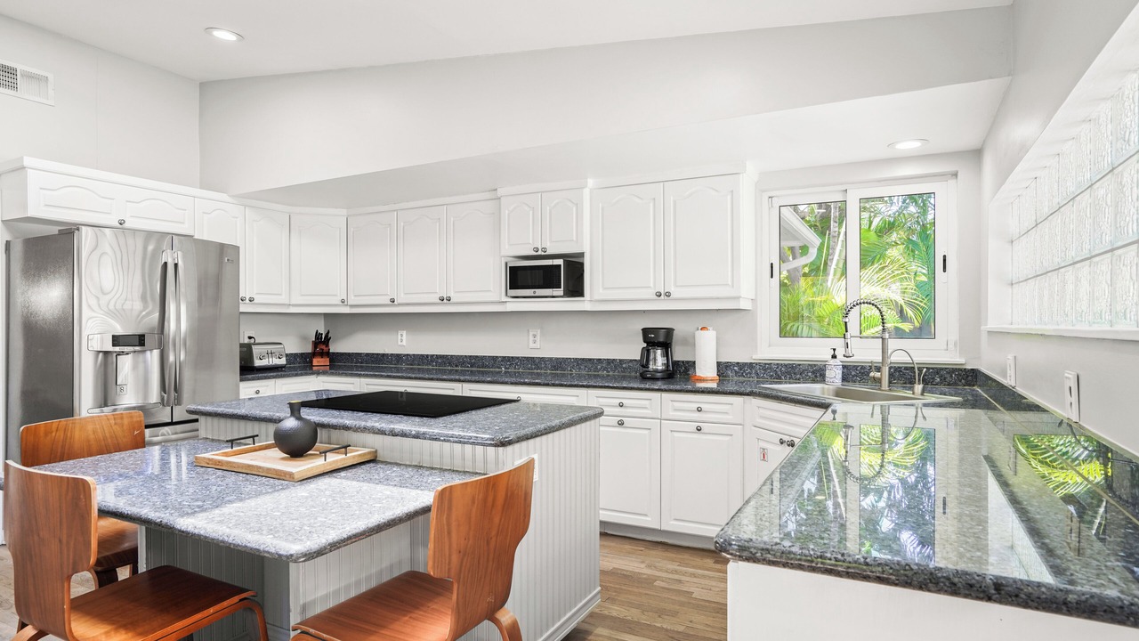 Photo of Kitchen in Lauderdale Beach
