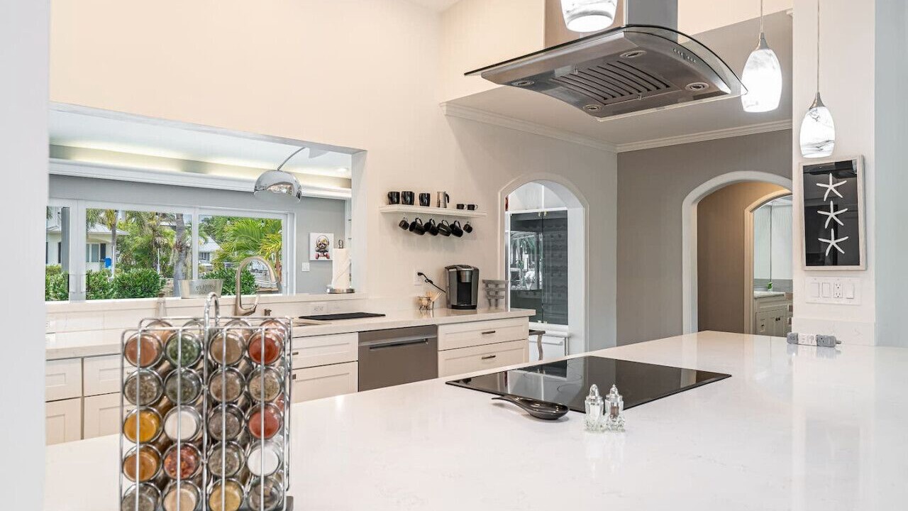 Photo of Kitchen in Harbor Beach
