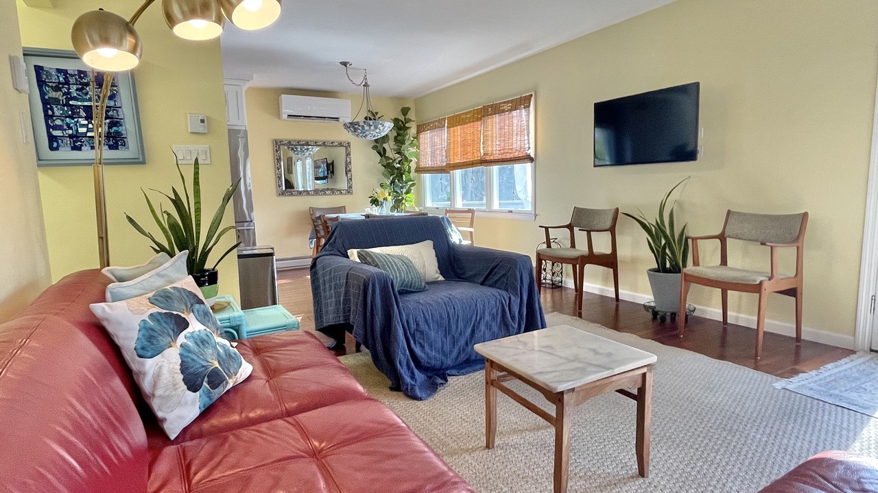 Photo of Livingroom in Cape May Point