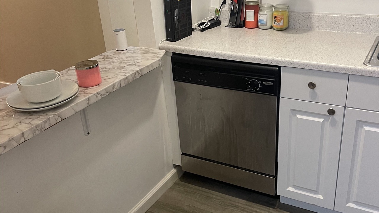 Photo of Kitchen in Lauderdale Lakes