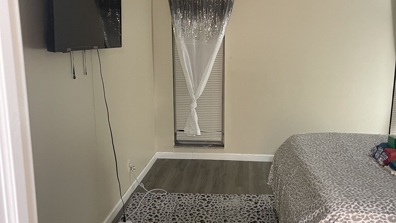 Photo of Bedroom in Lauderdale Lakes