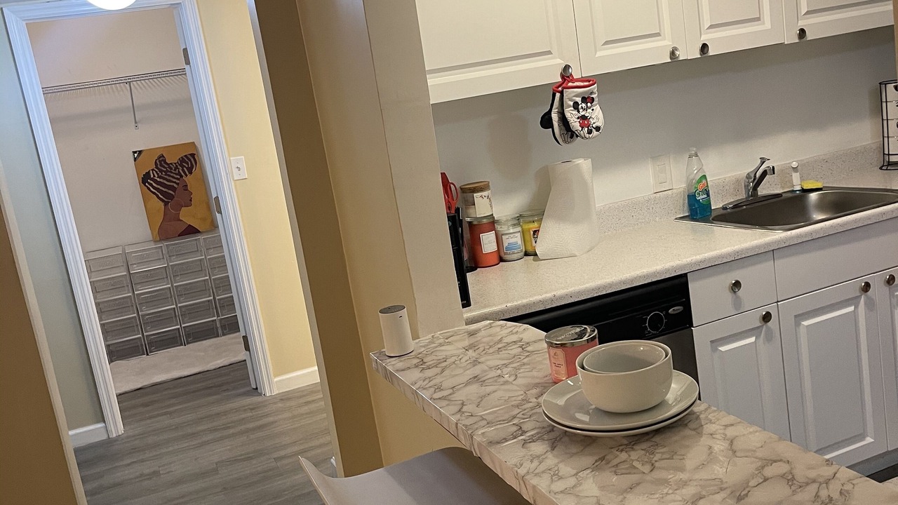 Photo of Kitchen in Lauderdale Lakes