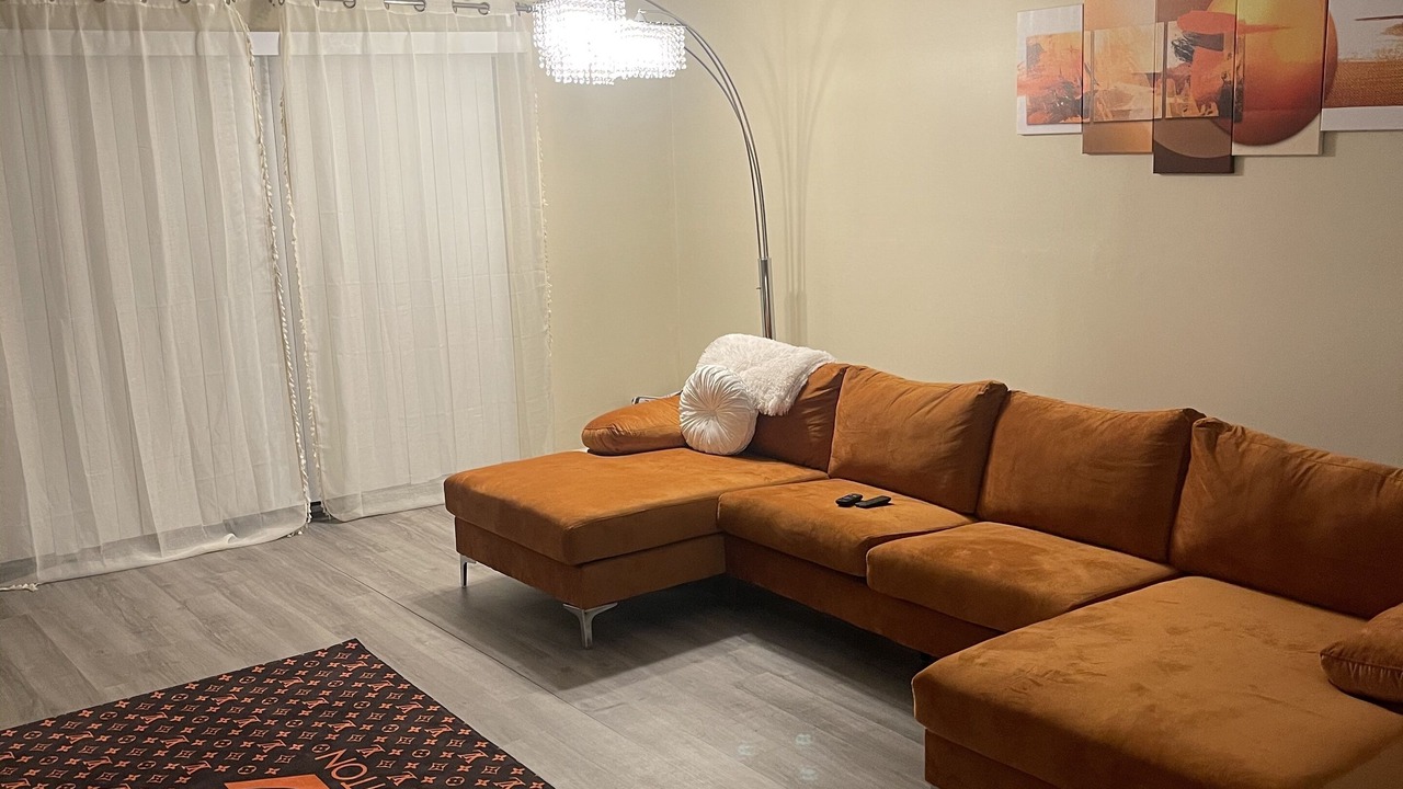 Photo of Livingroom in Lauderdale Lakes