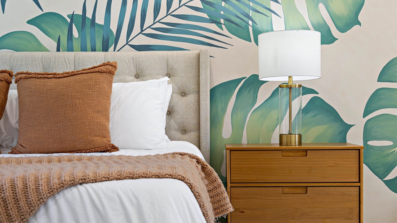 Photo of Bedroom in Oakland Park