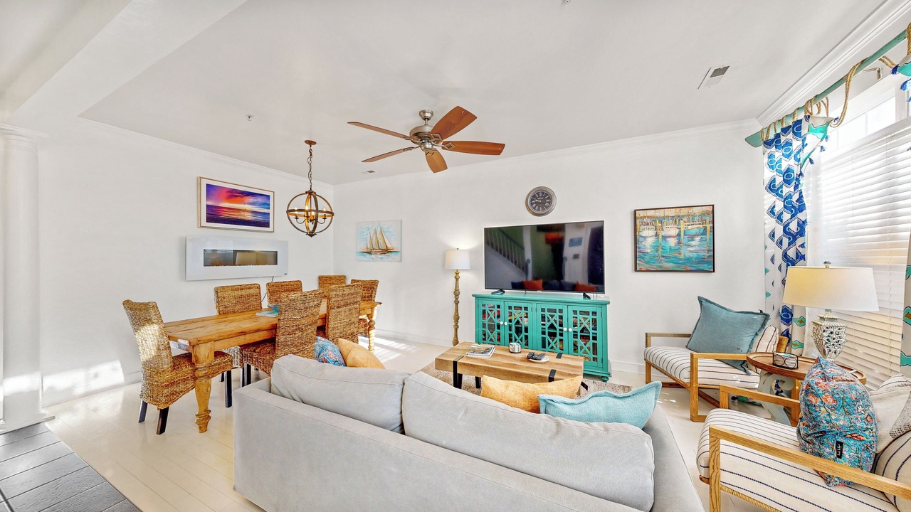 Photo of Livingroom in Villages of Five Points