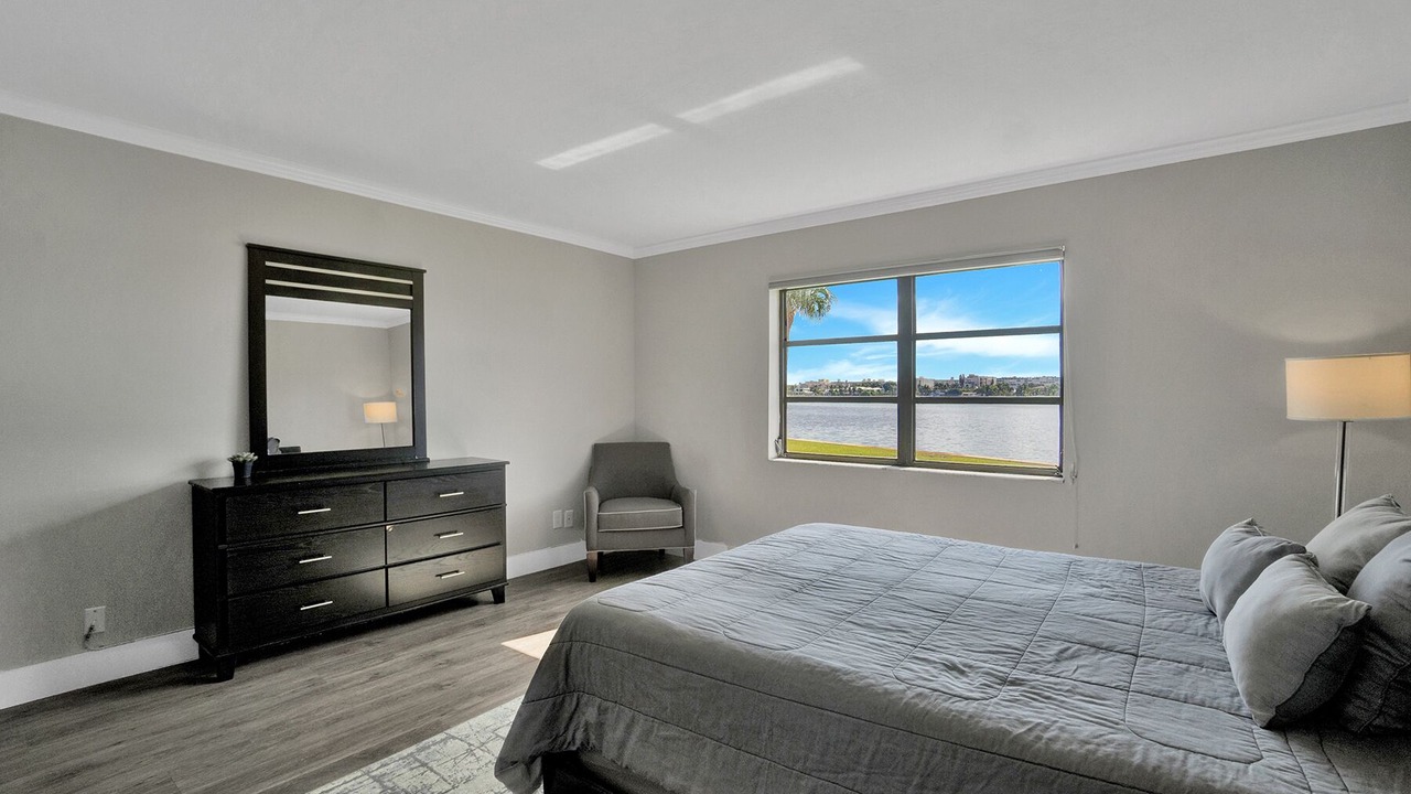 Photo of Bedroom in Lantana