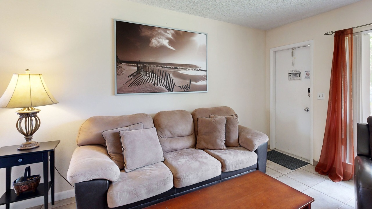 Photo of Livingroom in Pompano Beach