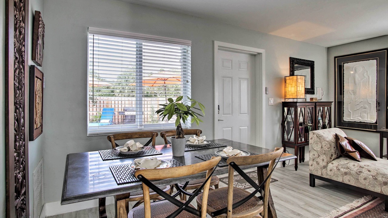 Photo of Bedroom in Middle River Terrace