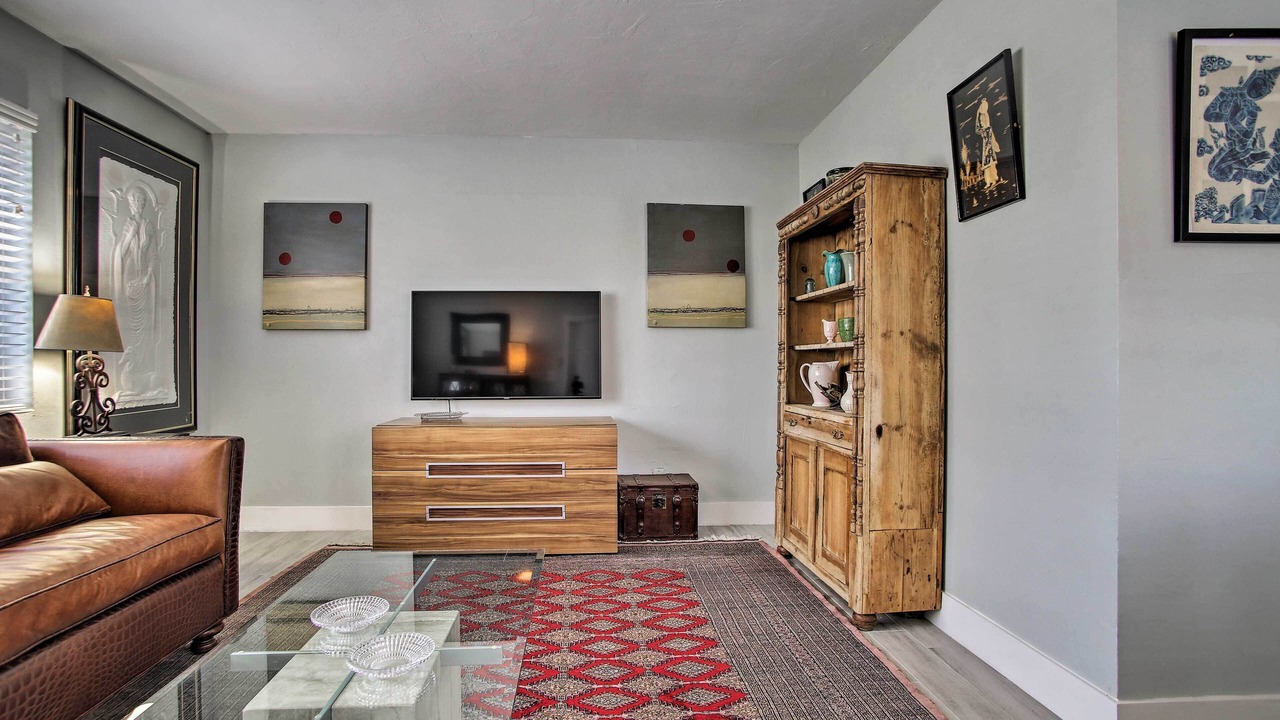 Photo of Bedroom in Middle River Terrace