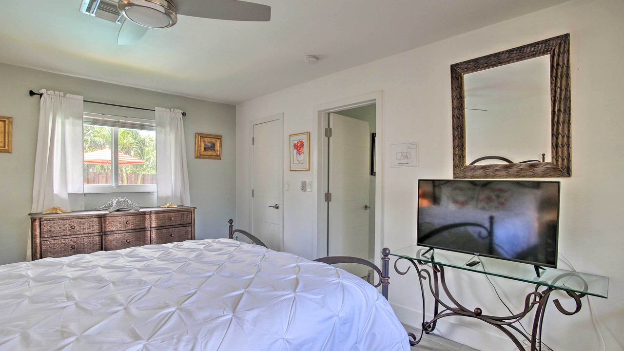 Photo of Bedroom in Middle River Terrace