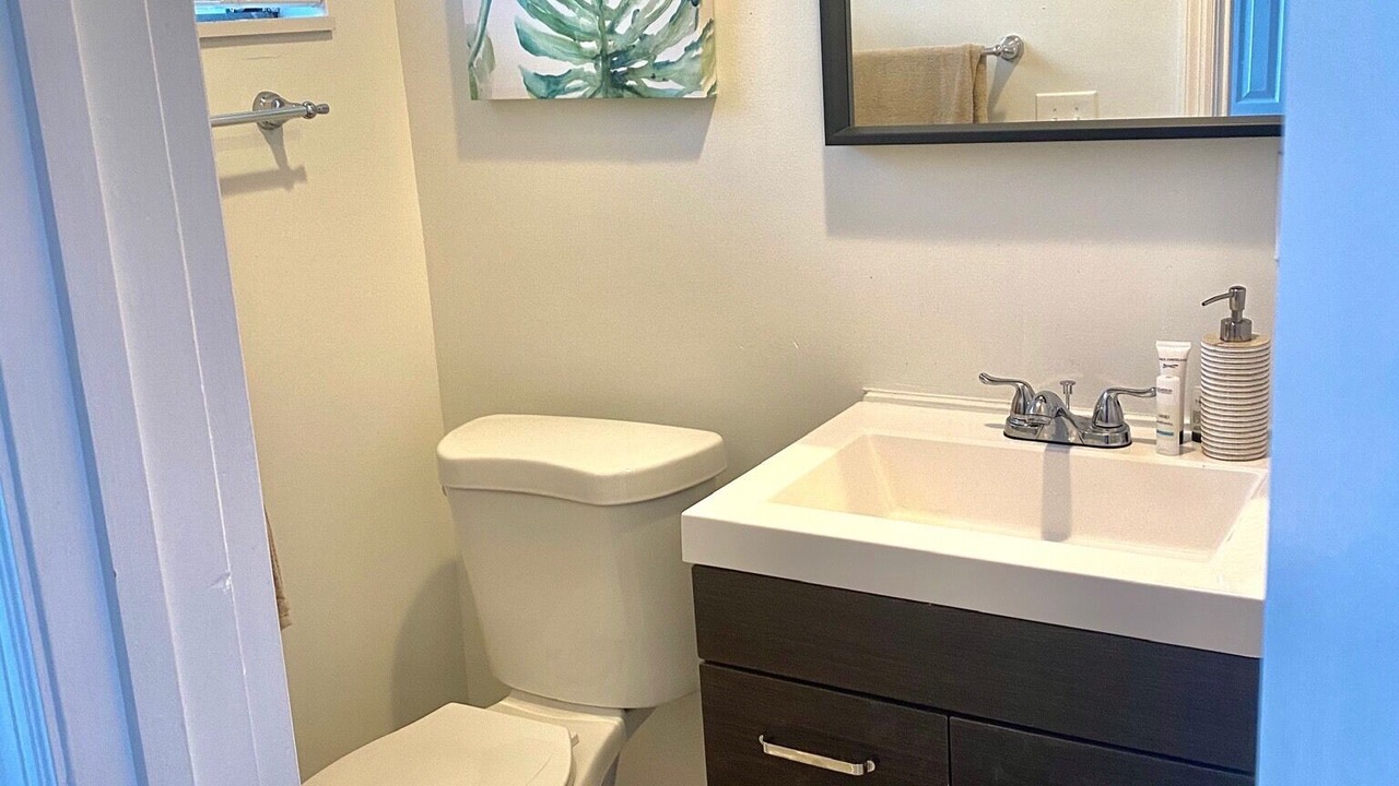 Photo of Bathroom in Royal Poinciana