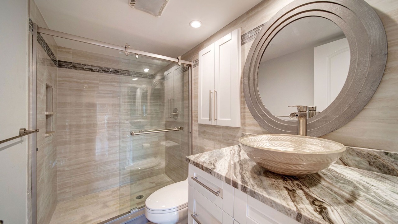 Photo of Bathroom in Lauderdale-by-the-Sea