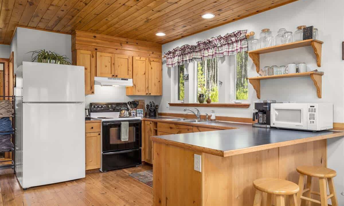 Photo of Kitchen in West Glacier
