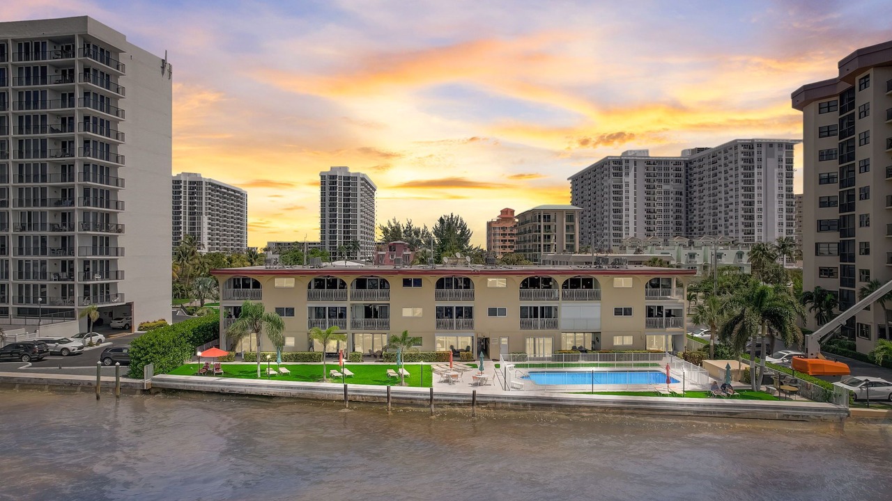 Photo of Outdoor in Pompano Beach