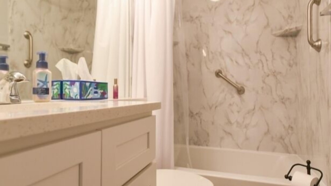 Photo of Bathroom in Fenwick Island