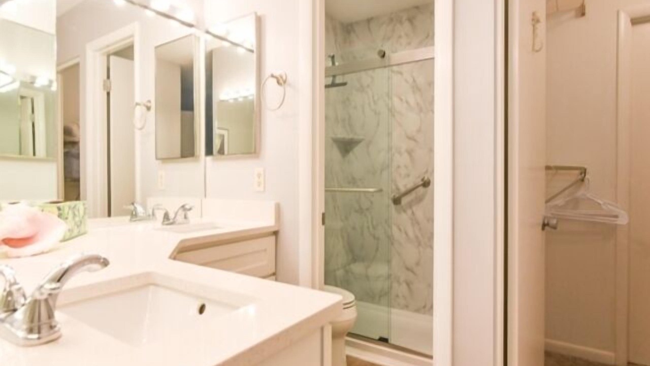 Photo of Bathroom in Fenwick Island