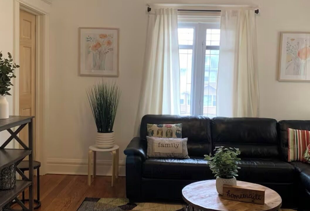 Photo of Livingroom in Rochester