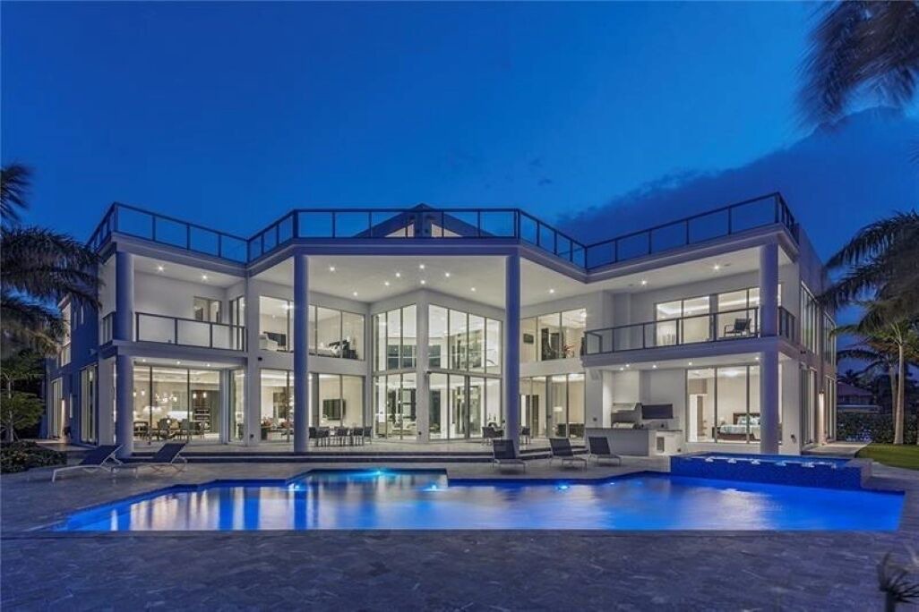 Photo of Outdoor in Bay Colony