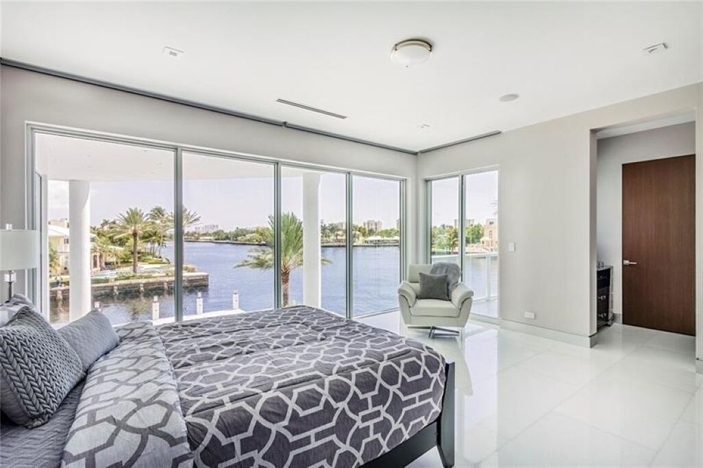 Photo of Bedroom in Bay Colony