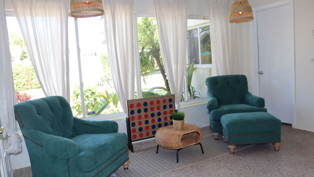 Photo of Livingroom in Deerfield Beach