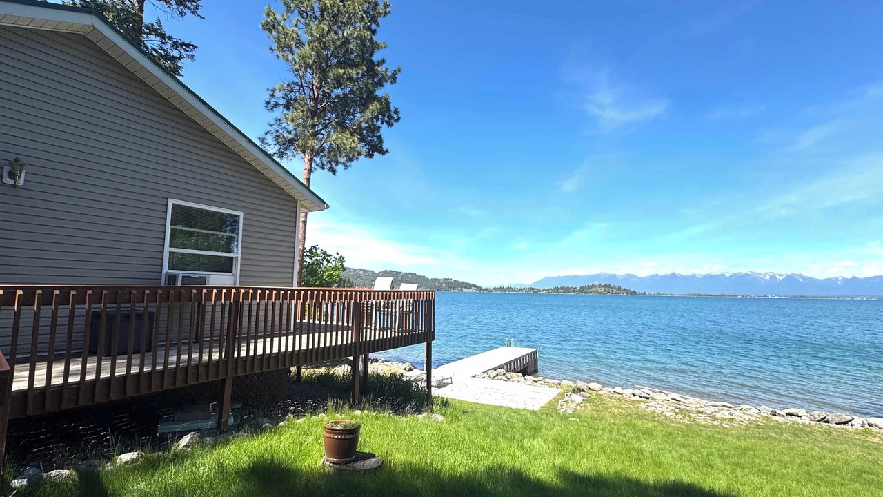Photo of Patio Balcony in Lakeside