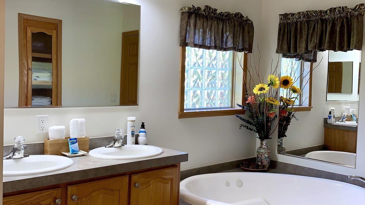 Photo of Bathroom in Hunter