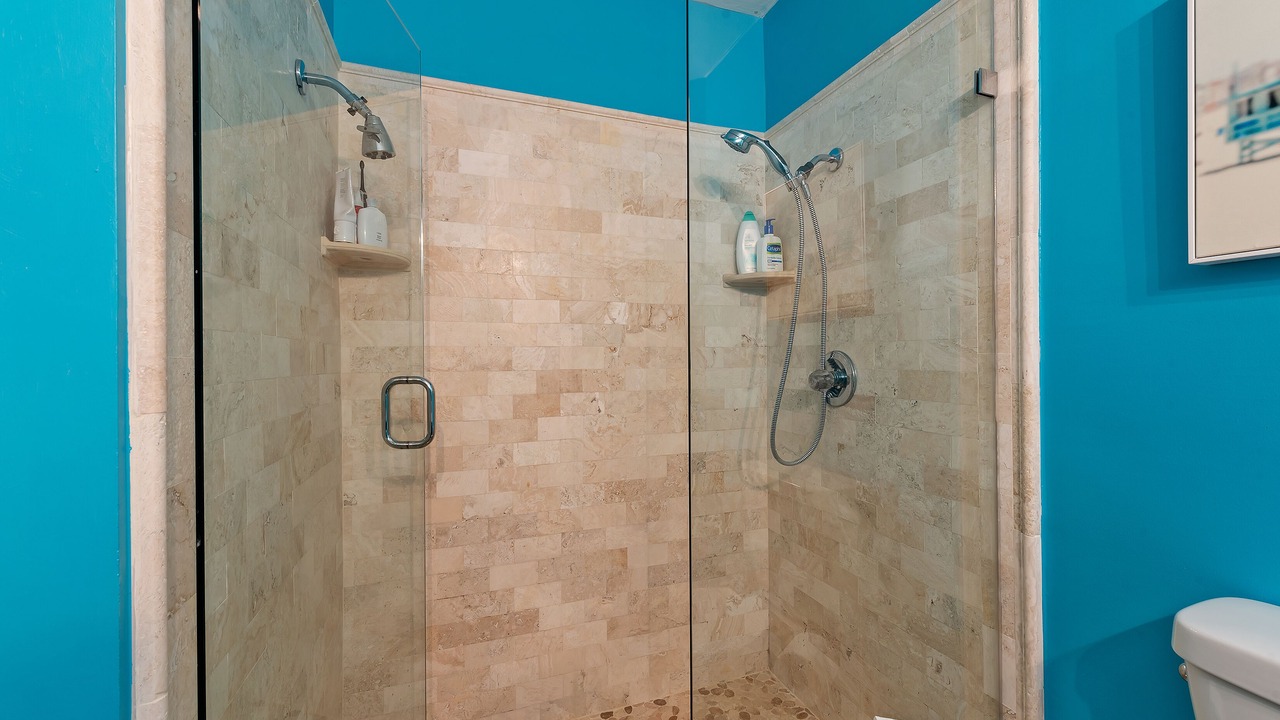 Photo of Bathroom in Poinsettia Heights