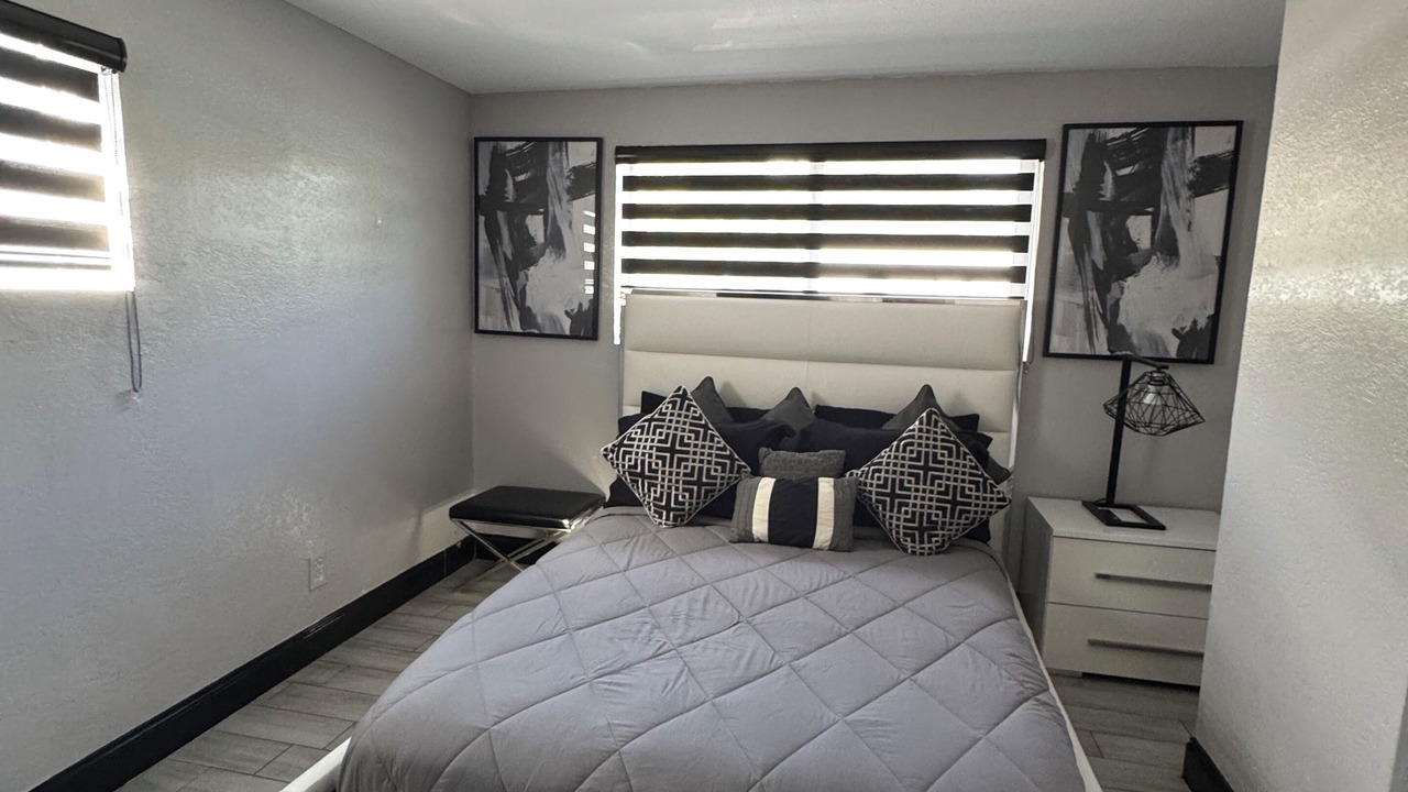 Photo of Bedroom in Dania Beach