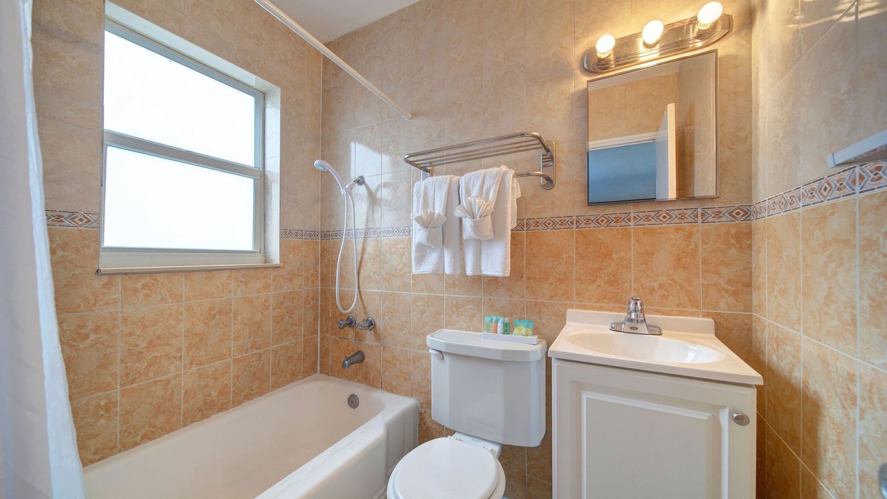 Photo of Bathroom in Hollywood