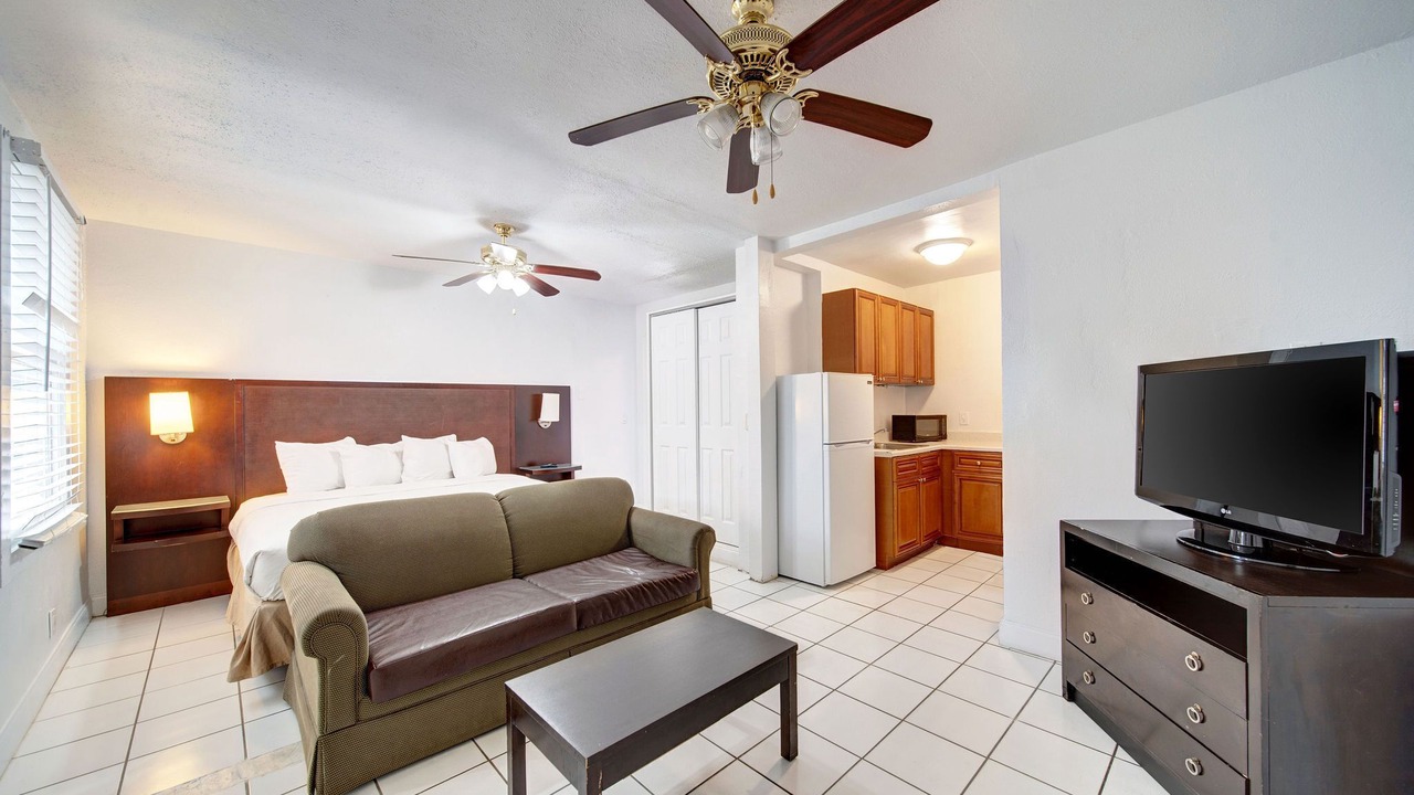 Photo of Bedroom in Hollywood