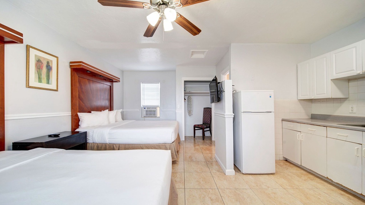 Photo of Bedroom in Hollywood