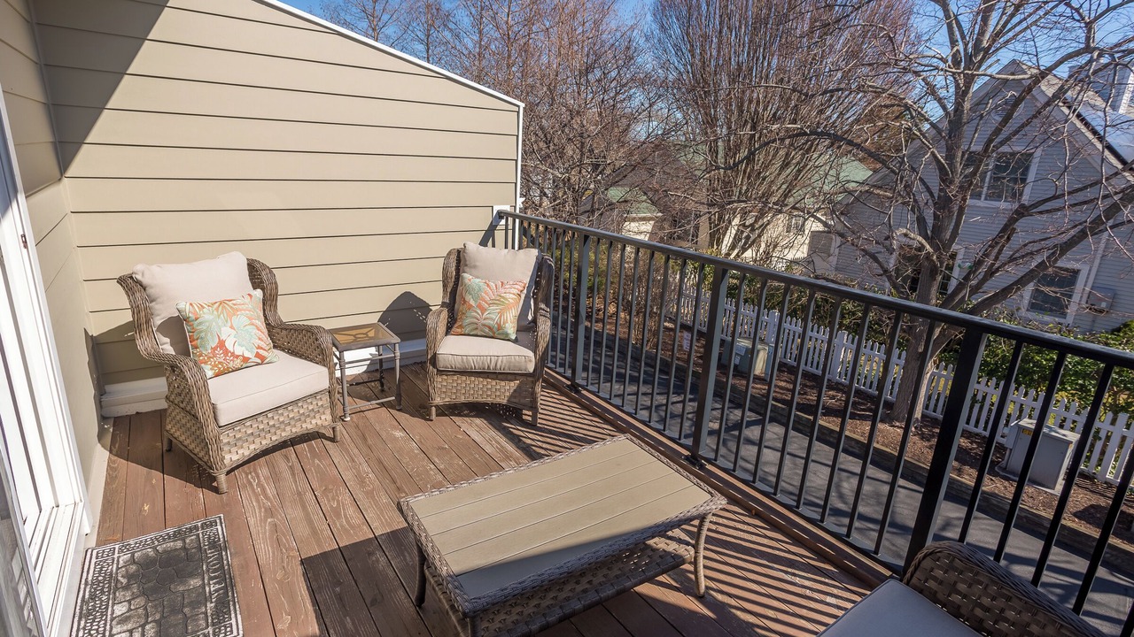 Photo of Patio Balcony in Country Club Estates