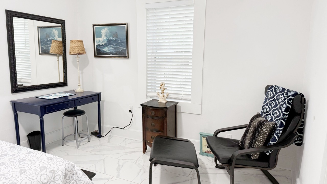 Photo of Bedroom in Colonial Beach