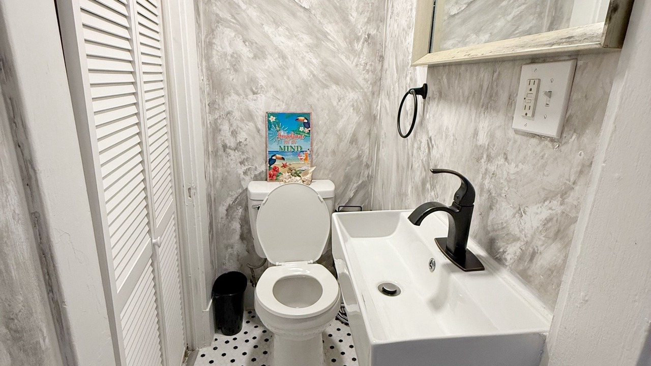 Photo of Bathroom in Colonial Beach