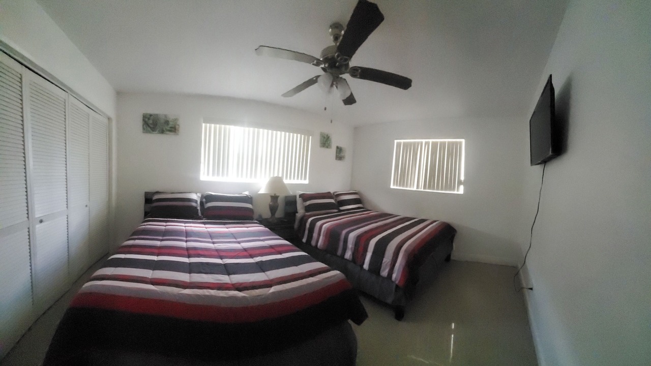 Photo of Bedroom in Miami Gardens