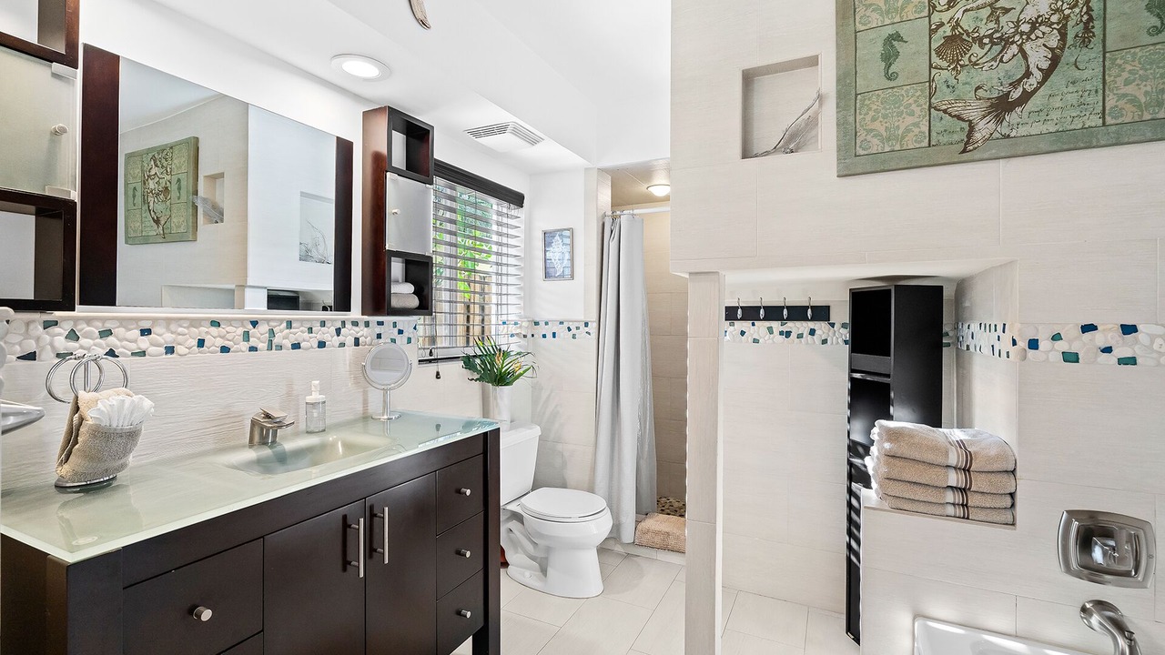 Photo of Bathroom in Birch Park Finger Streets
