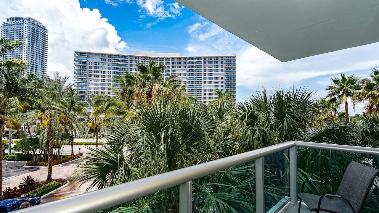 Photo of Patio Balcony in Highland Garden