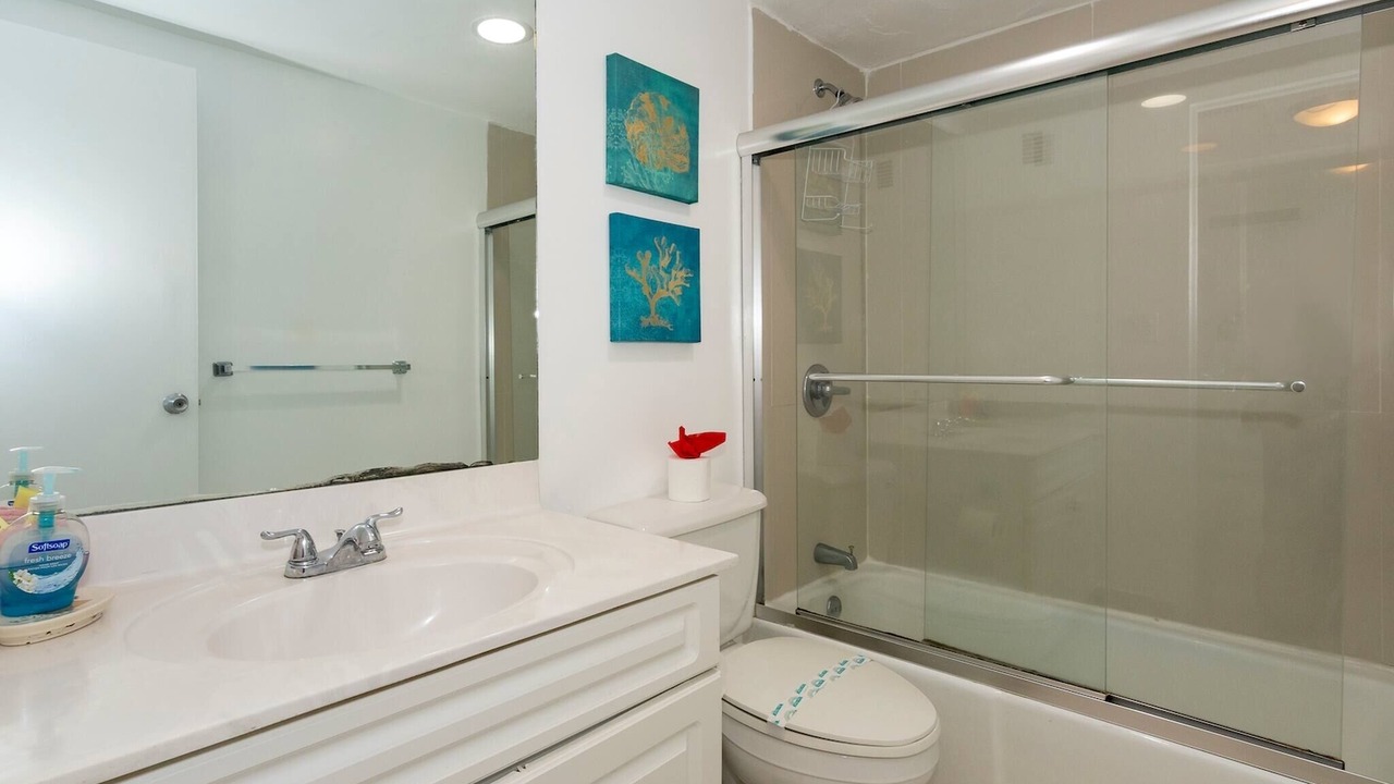 Photo of Bathroom in Highland Garden